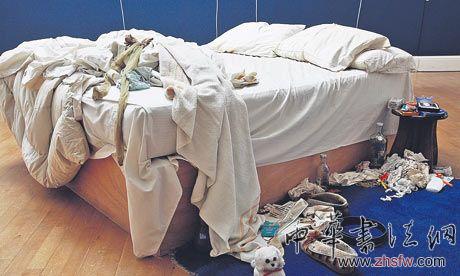 翠西•艾敏的作品《床》