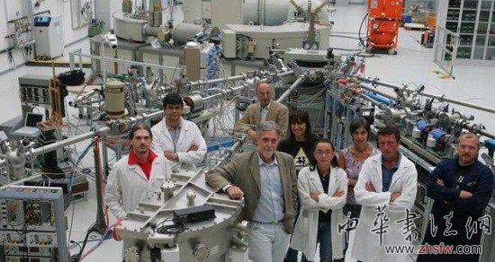 圖為協(xié)助&ldquo;破案&rdquo;的意大利核物理學家團隊。