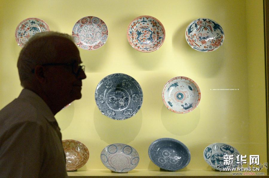 （國(guó)際）（1）&ldquo;瓷風(fēng)雅藝&rdquo;陶瓷展在新加坡舉行