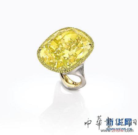 香港蘇富比鉆飾珠寶展售會(huì)及海外拍賣預(yù)展