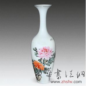 圖四：張松茂 薄胎釉上彩《牡丹》25.5×8cm