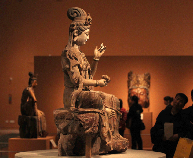 中國(guó)國(guó)家博物館今起向觀眾全面開(kāi)放