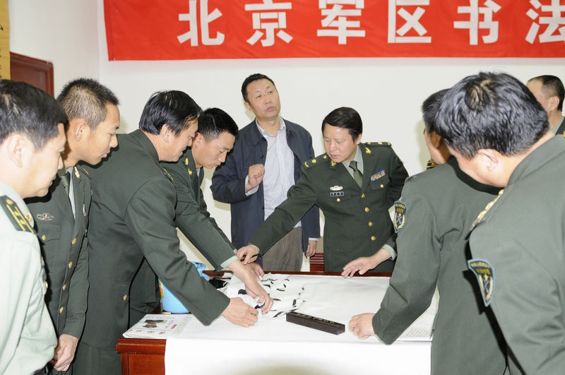 李有來副主席為學員現(xiàn)場示范