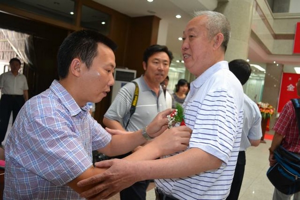 “伊泰情”第八屆中國·內蒙古草原文化節(jié)作品展開幕