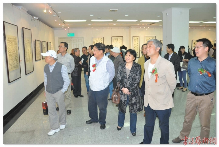 湖北實力中年書法家作品展覽拍賣會在武漢開幕