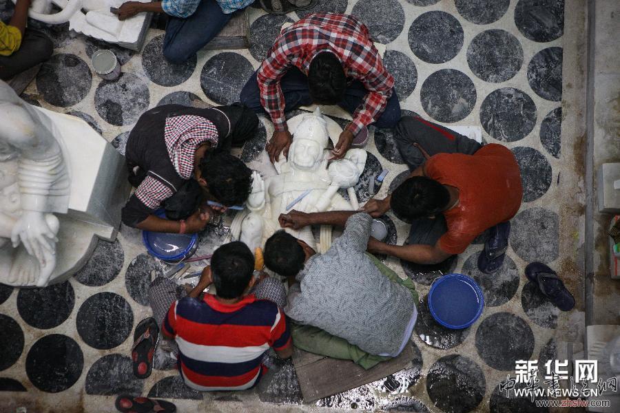 （國際）（2）印度歷史古城瓦拉納西的石雕工坊