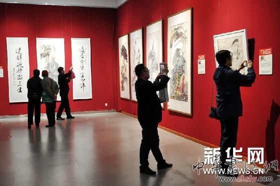 （新華網(wǎng)）（2）&ldquo;相約文博會&mdash;&mdash;2013最受山東市場歡迎與關(guān)注的中國畫名家年度人物頒獎盛典&rdquo;在濟(jì)南舉行并展出精品
