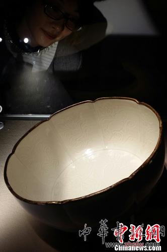 香港春拍“定窯大碗”1.47億港元成交