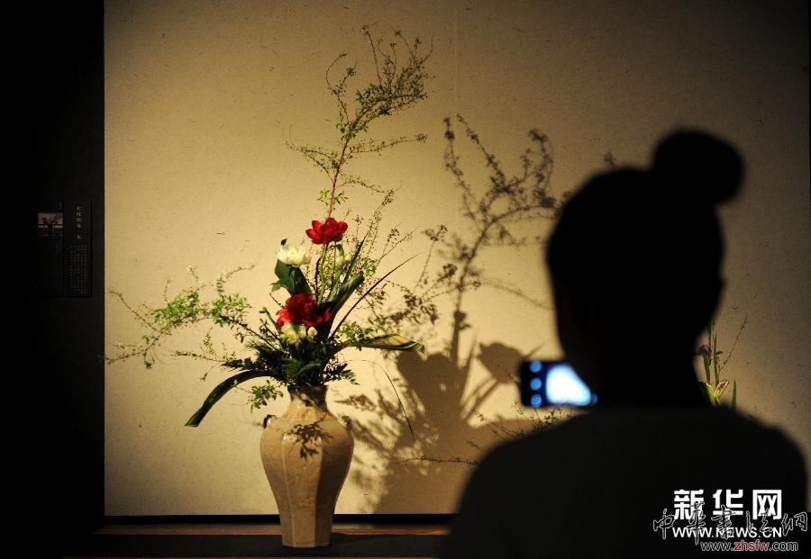 （文化）（1）《在此&mdash;&mdash;中國(guó)生活藝術(shù)之國(guó)家大劇院展》開幕