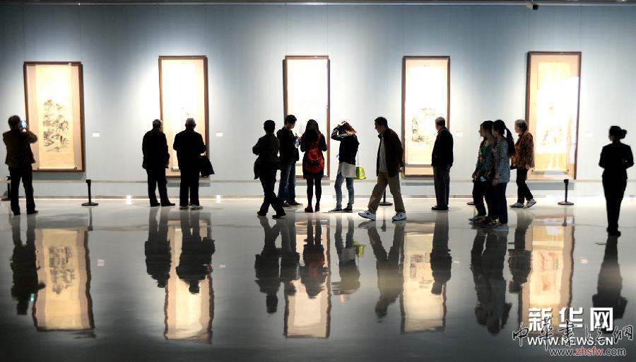 “千古傳奇·張大千藝術作品展”舉行 組圖 (文化)(1)“千古傳奇·張大千藝術作品展”在濟南舉行