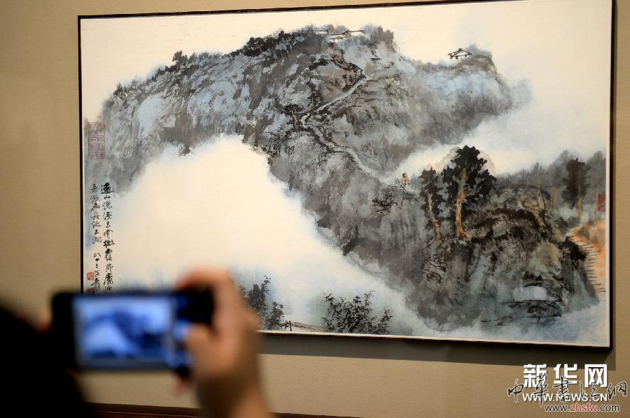 “千古傳奇·張大千藝術(shù)作品展”舉行 組圖 (文化)(2)“千古傳奇·張大千藝術(shù)作品展”在濟(jì)南舉行