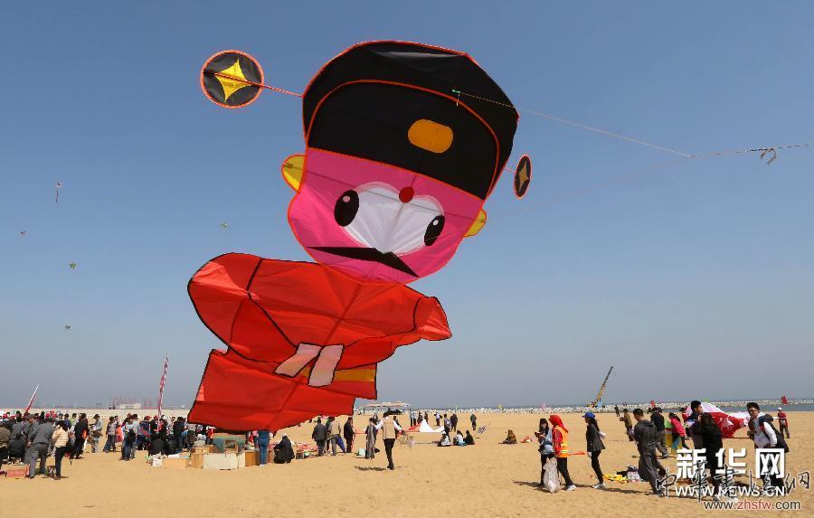 #（社會(huì)）（1）山東濰坊舉辦風(fēng)箏大賽