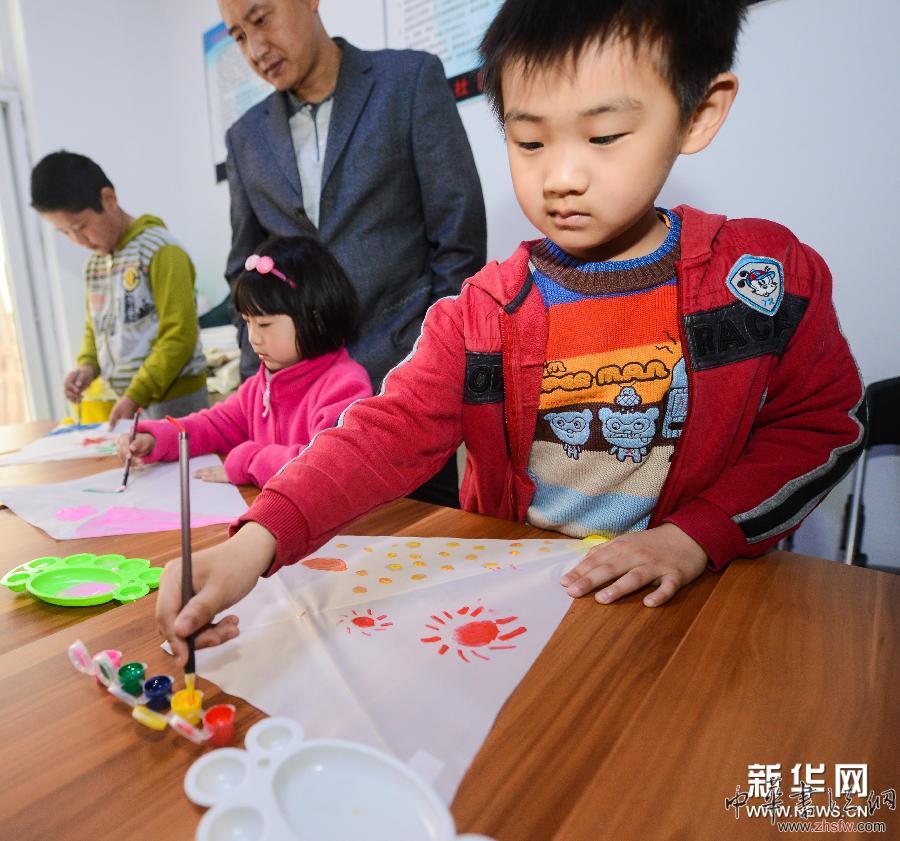 （晚報）（3）春日繪風箏  小手畫夢想