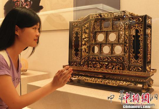 百余件明清時期廣東傳統(tǒng)工藝精品亮相重慶