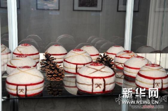 （國(guó)際）（2）吉爾吉斯斯坦舉行藝術(shù)創(chuàng)作展