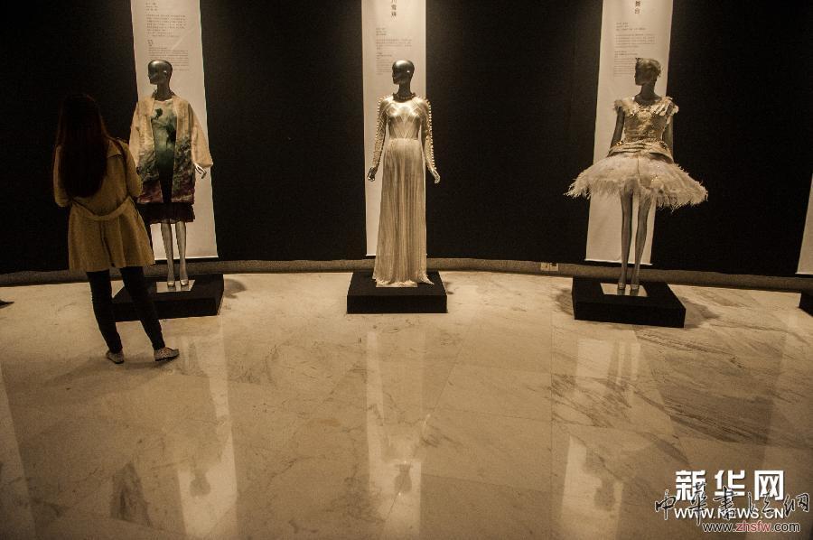 （文化）（4）《時(shí)代映像&mdash;中國(guó)時(shí)裝藝術(shù)展》拉開巡展帷幕