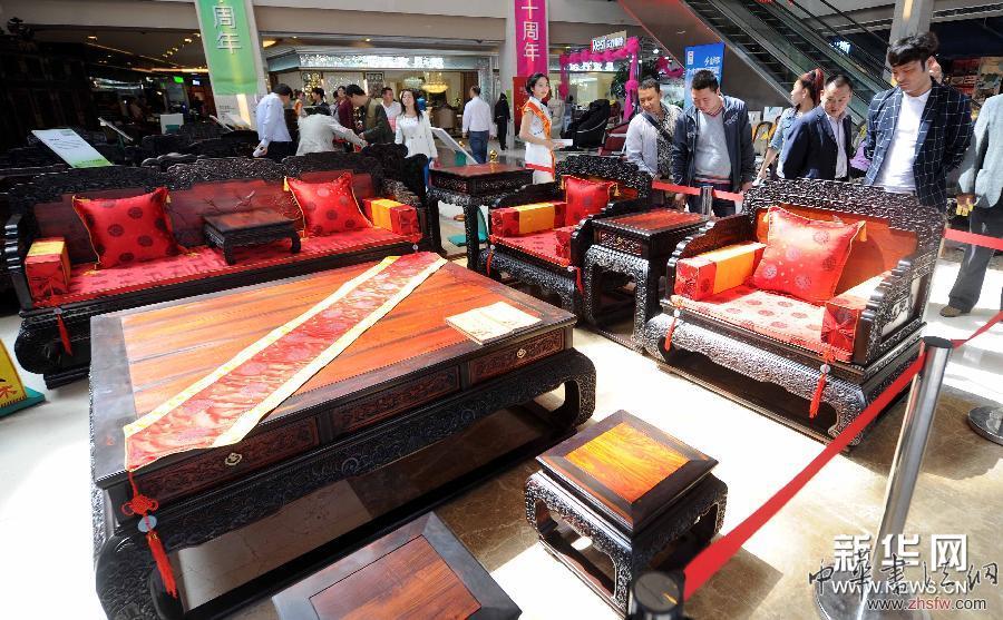 （社會(huì)）（2）河北香河舉辦明清仿古紅木家具展