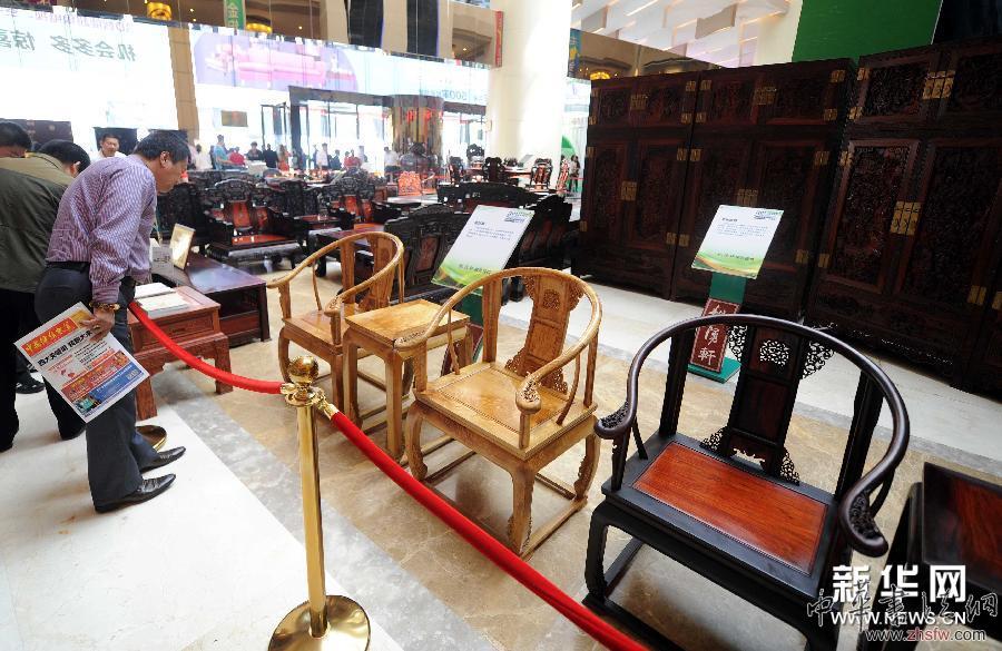 河北香河舉辦明清仿古紅木家具展 (社會)(1)河北香河舉辦明清仿古紅木家具展