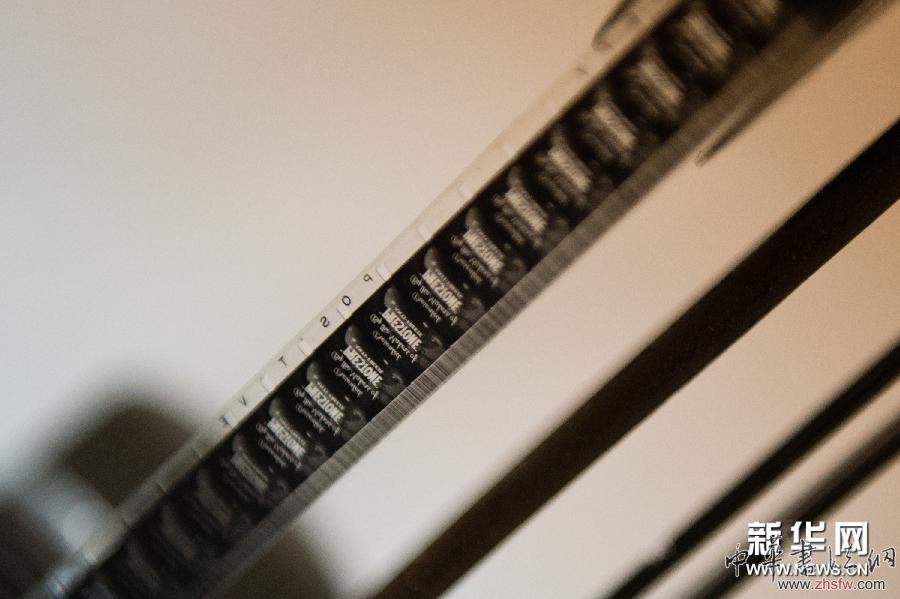 “民國時期電影設(shè)備展”亮相南京 組圖 (晚報)(3)“民國時期電影設(shè)備展”亮相南京