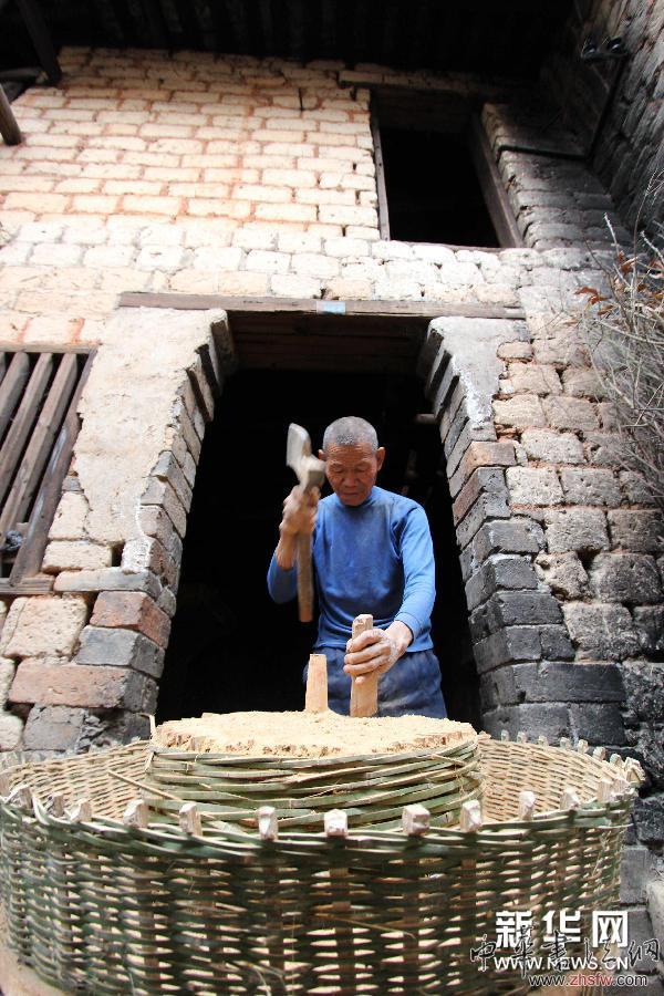 傳承百年的手工技藝——打礱子 組圖 #(社會)(6)傳承百年的手工技藝——打礱子