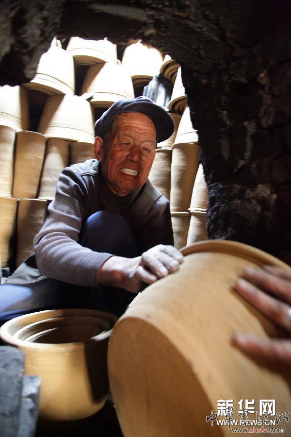 #（晚報）（9）即將消失的老技藝&mdash;&mdash;土窯黑陶