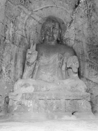 龍門石窟“剪刀手”佛像萌翻網(wǎng)友