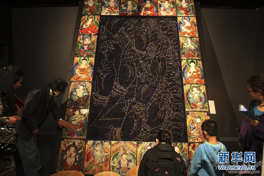 #（晚報(bào)）（5）國(guó)家大劇院舉行中國(guó)當(dāng)代工藝美術(shù)優(yōu)秀作品展