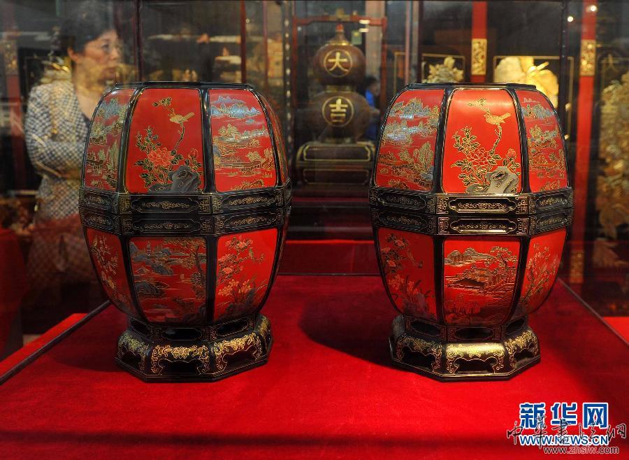 （晚報）（1）2014皇家風(fēng)范漆藝精品展在京舉行