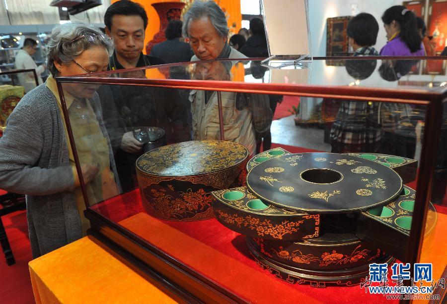 （晚報）（2）2014皇家風(fēng)范漆藝精品展在京舉行