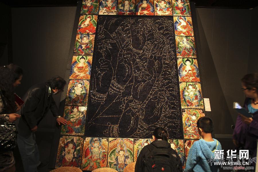 #（晚報(bào)）（5）國(guó)家大劇院舉行中國(guó)當(dāng)代工藝美術(shù)優(yōu)秀作品展