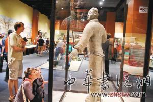 秦始皇兵馬俑在美國一兒童博物館展出(圖)