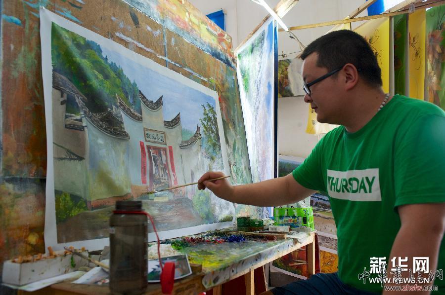 （文化）（4）江西上猶：靚麗油畫走俏國際市場