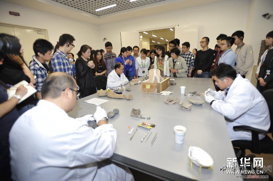 南京博物院文物庫房面向公眾開放 圖 (文化)(4)南京博物院文物庫房面向公眾開放