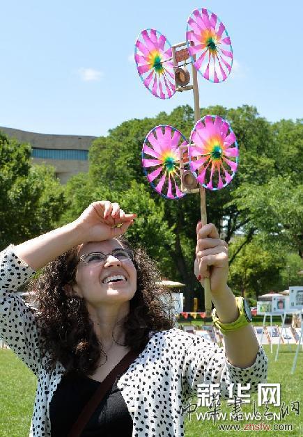 （國(guó)際）（2）中國(guó)周文化節(jié)攜手中美兒童畫(huà)展亮相華盛頓