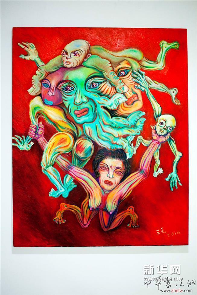     靈魂之軀——藝術(shù)家的尋魂之旅展覽南京站三毛油畫(huà)作品。
    三毛現(xiàn)場(chǎng)互動(dòng)的作品：“照妖鏡”，展示人性當(dāng)中被自我潛意識(shí)蒙蔽的一面。試圖赤裸裸的透視出每個(gè)個(gè)體的那種被物質(zhì)社會(huì)所遮蔽的陰暗面，以及面具人生的虛偽狀態(tài)。