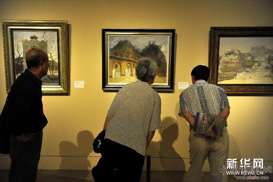 馬建飛油畫展在京開幕 組圖 (晚報)(1)馬建飛油畫展在京開幕