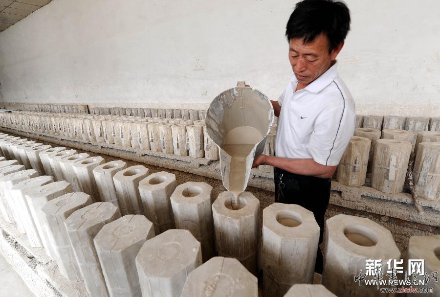 （經(jīng)濟）（1）河北霸州：仿古瓷工藝辟出農(nóng)民致富路