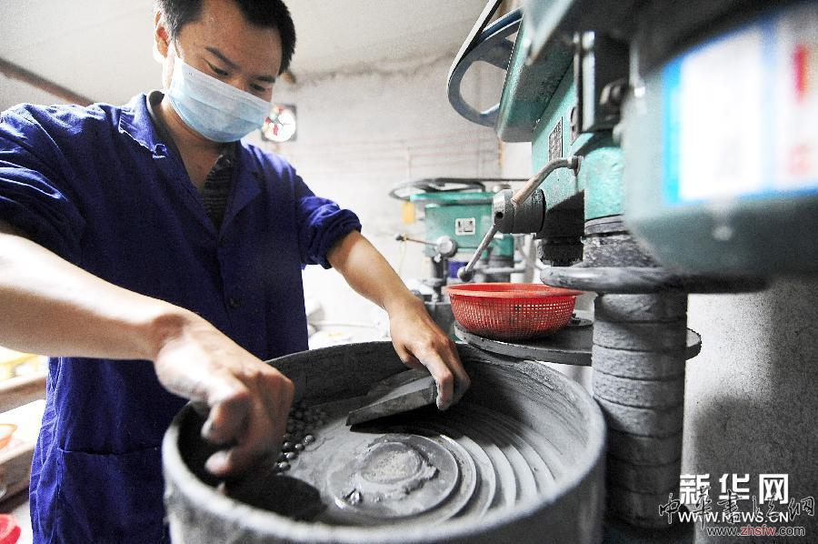 （文化）（3）湖北?？蛋l(fā)現(xiàn)古金玉 千年&ldquo;和氏璧&rdquo;傳說得印證