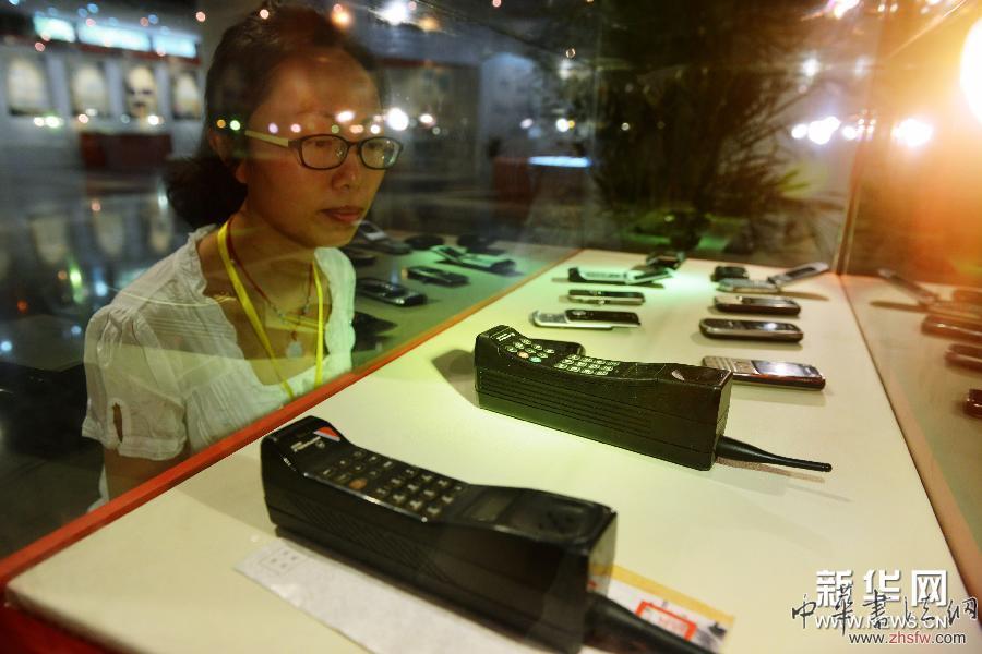 #（社會(huì)）（1）杭州舉辦家庭檔案實(shí)物展