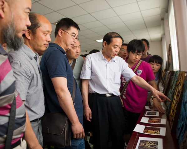 王志安現(xiàn)代刻字藝術(shù)講座在四川舉行