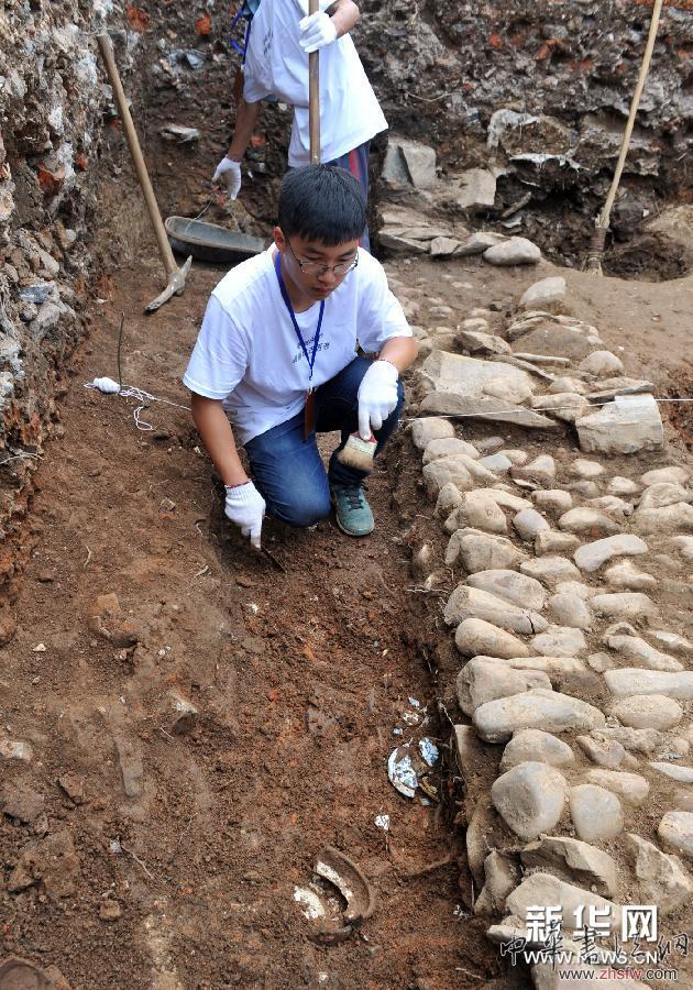 景德鎮(zhèn)御窯廠國家考古遺址公園正式授牌 組圖 (文化)(2)景德鎮(zhèn)御窯廠國家考古遺址公園正式授牌