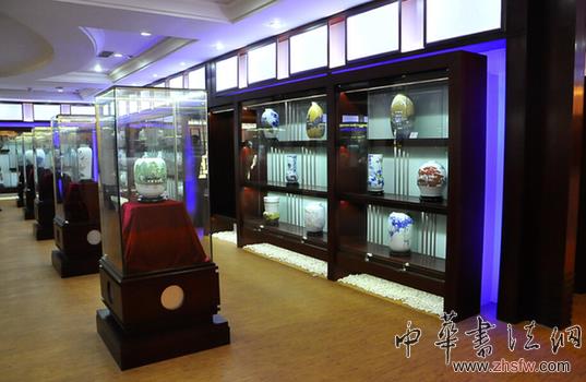 國中陶瓷藝術(shù)館揭牌儀式在平安府隆重舉行