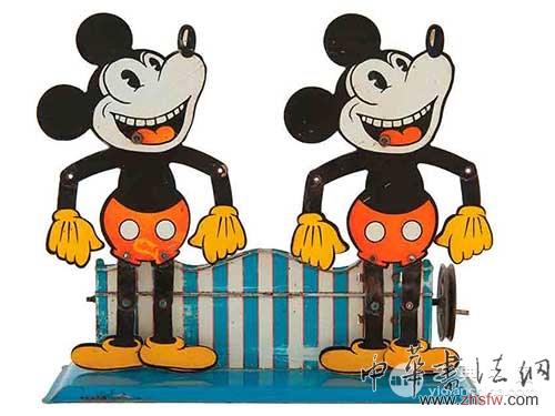 亮相拍場的迪士尼玩具，由桑達(dá)克生前收藏（圖源自artdaily）