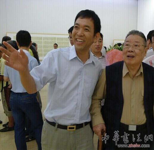 曲比阿烏、張華敏亮相中國(guó)美術(shù)館大贊李海劍作品神韻超然