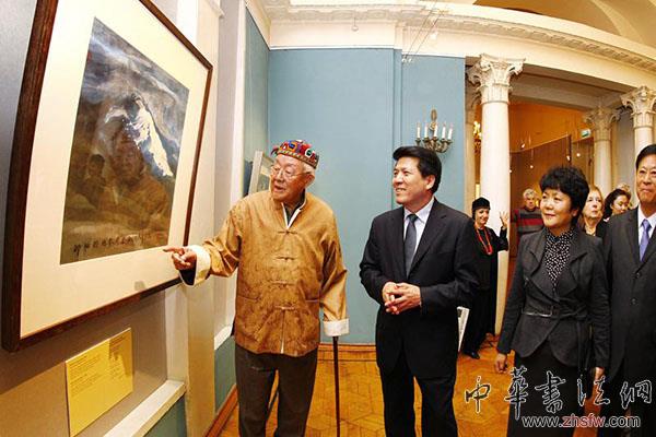 “天人交響—周韶華作品展”在俄羅斯莫斯科隆重開(kāi)幕