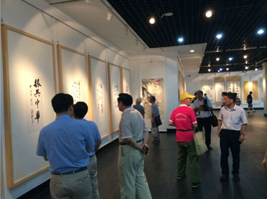 點擊瀏覽下一頁