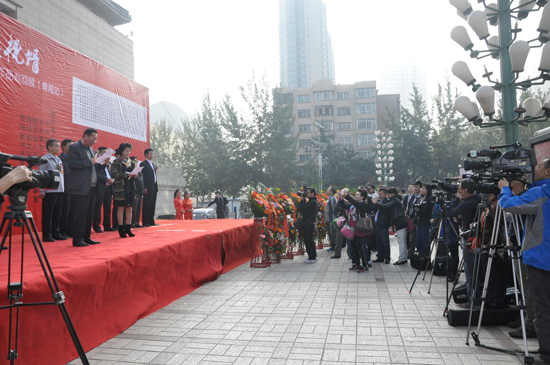 點擊瀏覽下一頁