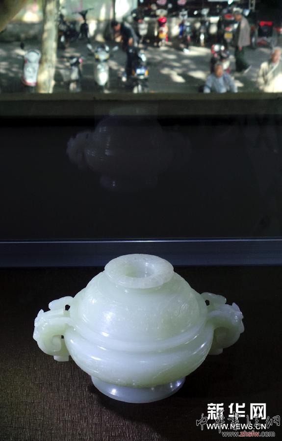 （服務專線）（3）陸子崗藝術館蘇州揭牌