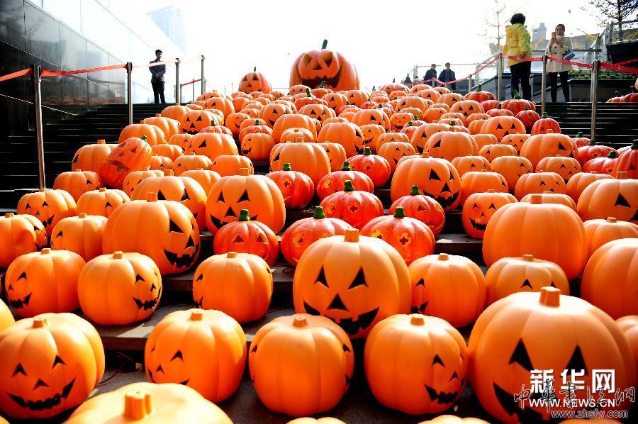 #（晚報）（3）南瓜燈&ldquo;開會&rdquo;