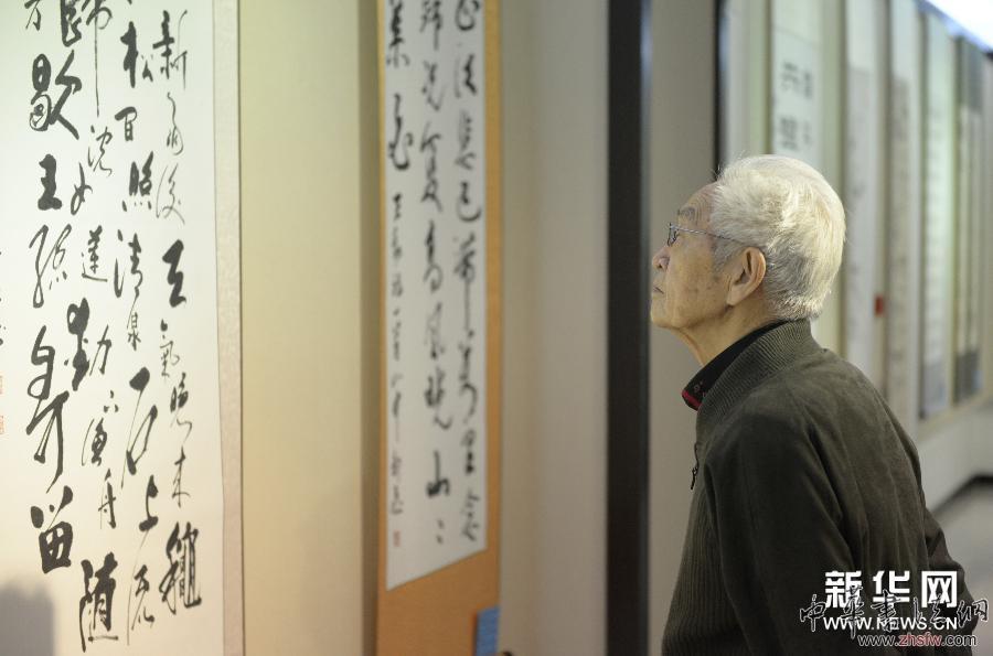 （晚報）（1）&ldquo;夕陽紅&rdquo;書畫展在呼和浩特舉行